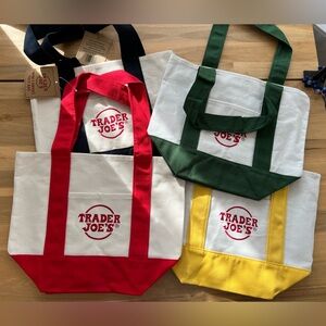 NWT Set of 4 Trader Joe’s Mini Canvas Tote Bags